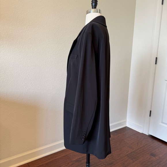 H&M Elegant Black Blazer - Picture 4 of 8